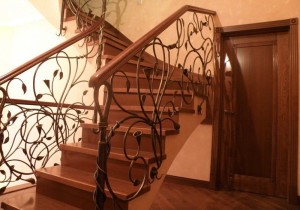 Изготовление деревянных лестниц от классики до модерна